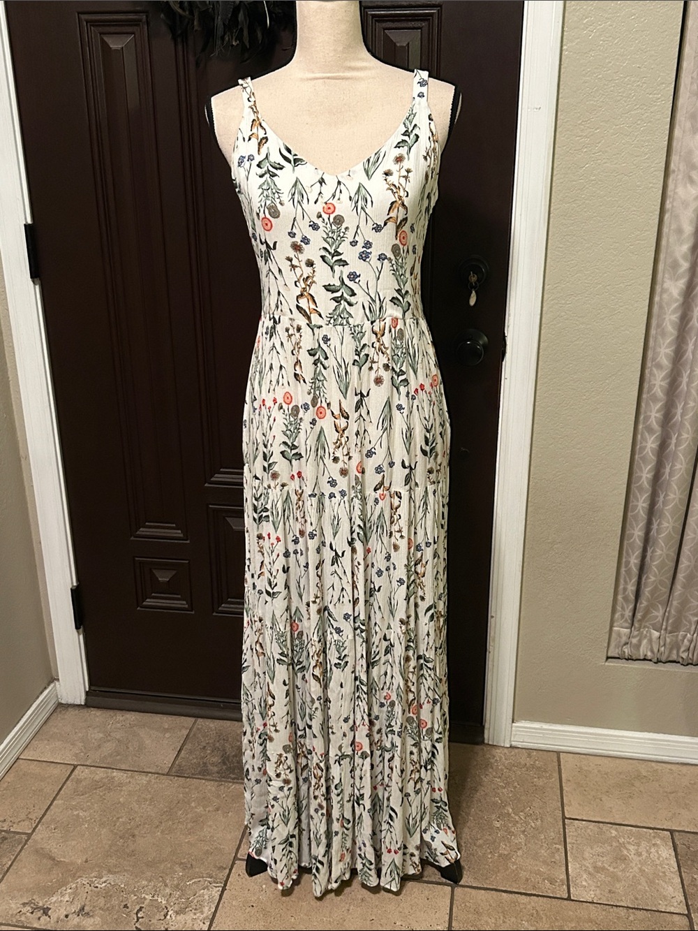 Cynthia Rowley White Botanical Floral Maxi Dress with Multicolor Botanical Print